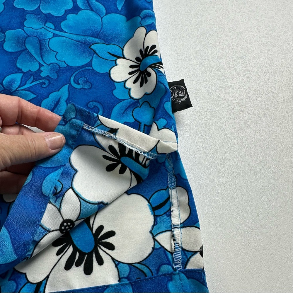 Uluwatu men’s size XL Hawaiian floral , print short sleeve button up shirt - Picture 7 of 8
